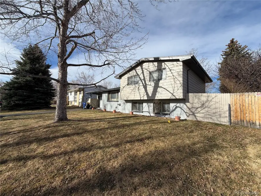 323 S Robb Way, Lakewood, CO 80226 - #2