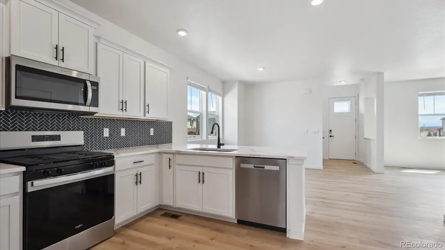 341 N Bersshine Street, Watkins, CO 80137 - #2