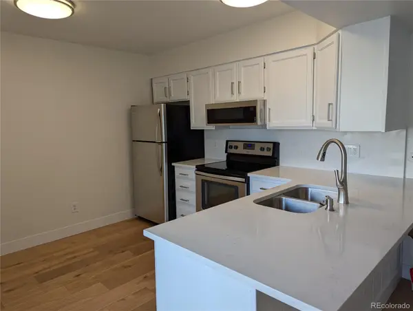 2439 S Xanadu Way #B, Aurora, CO 80014