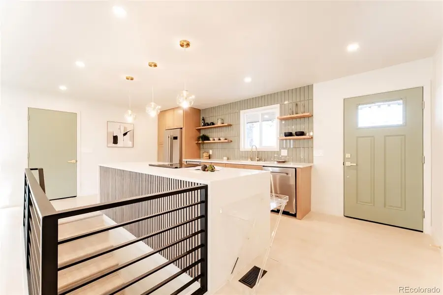 7885 S Gaylord Way, Centennial, CO 80122 - Image #2