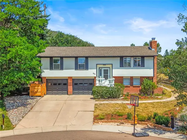 224 Hill Court, Castle Rock, CO 80104