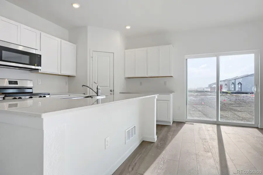 385 Wildflower Court, Bennett, CO 80102 - #2