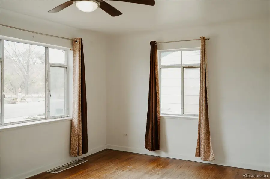 5 Stuart Street, Denver, CO 80219 - #3