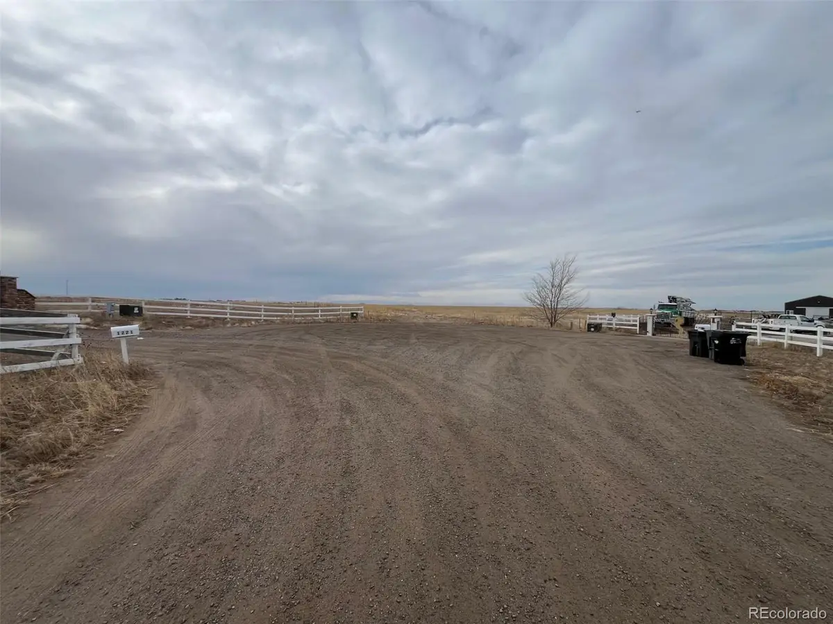 1231 N County Road 125, Bennett, CO 80102 - Image #1