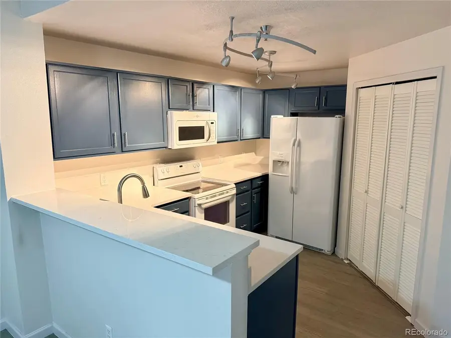 2575 S Syracuse Way #G104, Denver, CO 80231 - Image #3