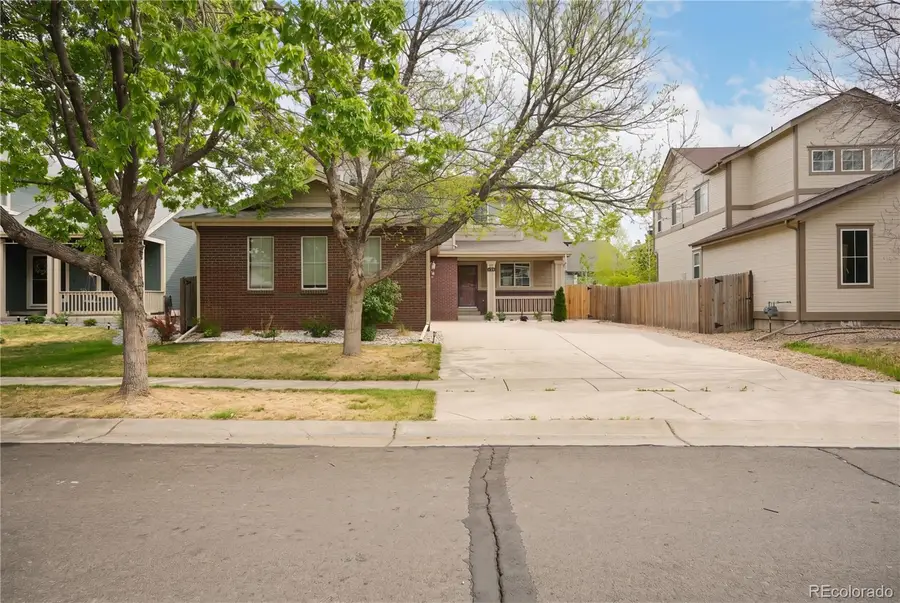 608 Hayloft Way, Brighton, CO 80601 - #2