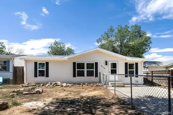 713 Santa Barbara Avenue, Pueblo, CO 81005