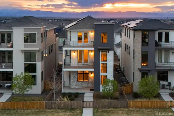 21416 E 61st Drive, Aurora, CO 80019