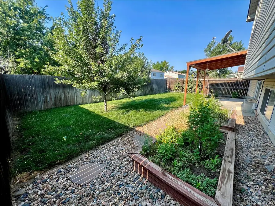 19034 E Carmel Circle, Aurora, CO 80011 - #2