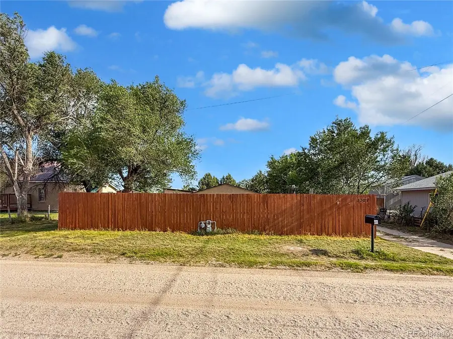 1327 Colorado Street, Limon, CO 80828 - #3