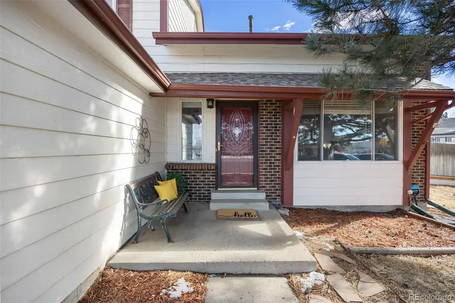 648 S Kalispell Way, Aurora, CO 80017 - Image #2