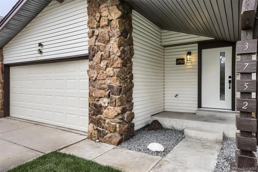 3752 S Mission Parkway, Aurora, CO 80013 - #3