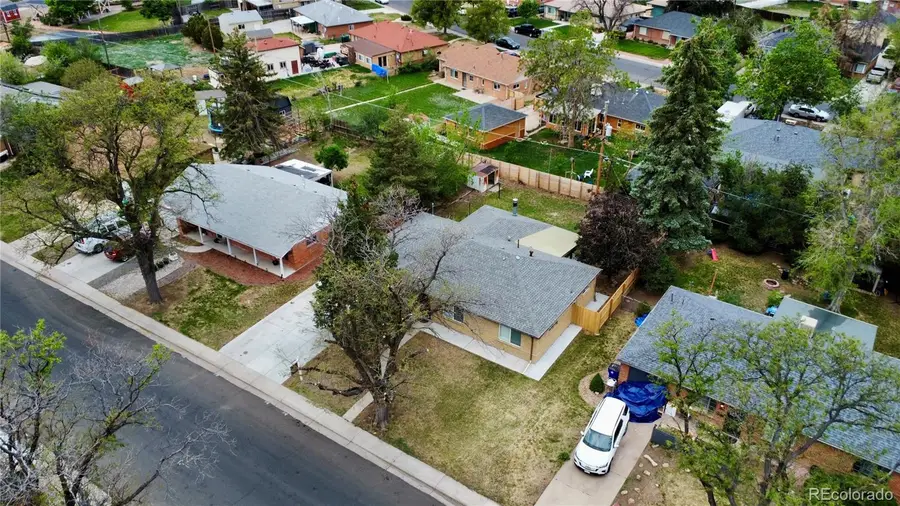 903 Quentin Street, Aurora, CO 80011 - #2