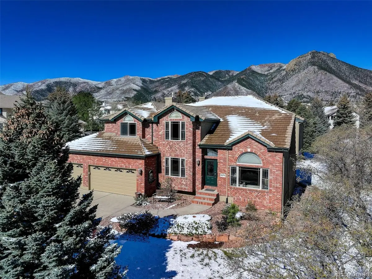 8370 Bluffview Way, Colorado Springs, CO 80919 - #1