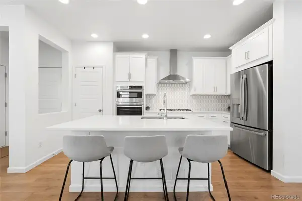 9915 Matchless Street, Littleton, CO 80125