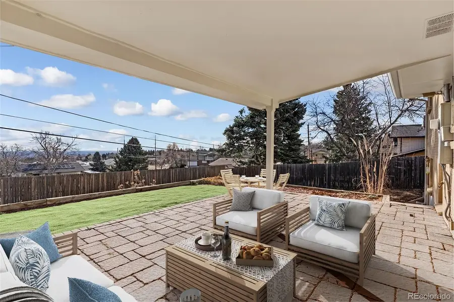 960 S Arbutus Street, Northeast Jefferson, CO 80228 - #3