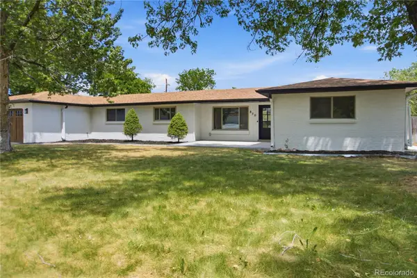850 S Everett Street, Lakewood, CO 80226