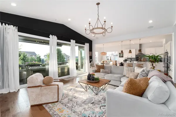 27810 E Lakeview Drive, Aurora, CO 80016