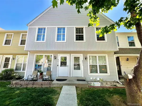 8855 W Floyd Avenue, Lakewood, CO 80227