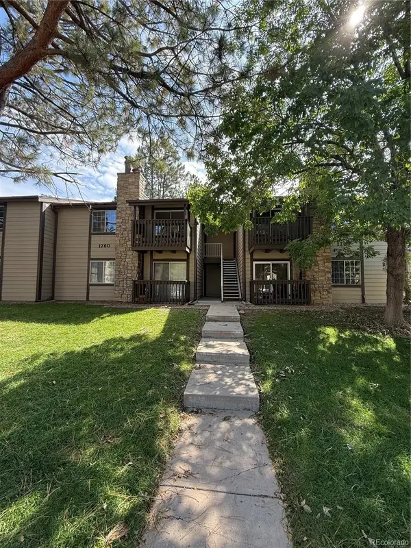 1760 S Pitkin #B, Aurora, CO 80017