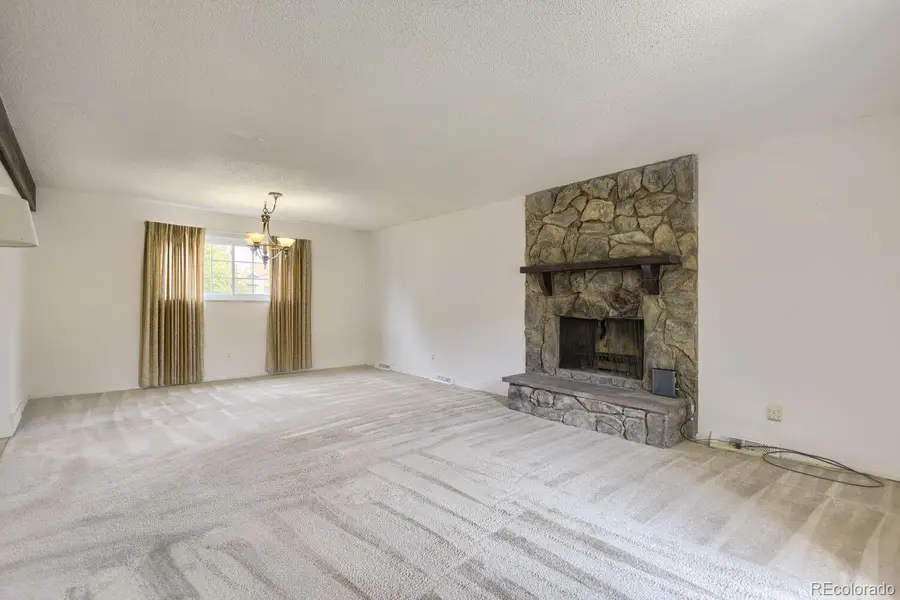 9047 E Chenango Avenue, Englewood, CO 80111 - #3