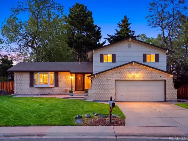 8923 W Warren, Lakewood, CO 80227