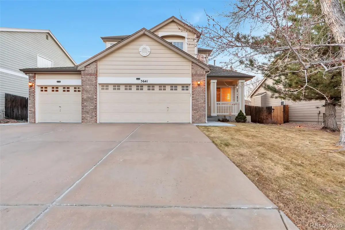 5641 S Yakima Way, Aurora, CO 80015 - Image #1