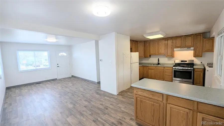 1900 E 95 Avenue, Thornton, CO 80229 - Image #2