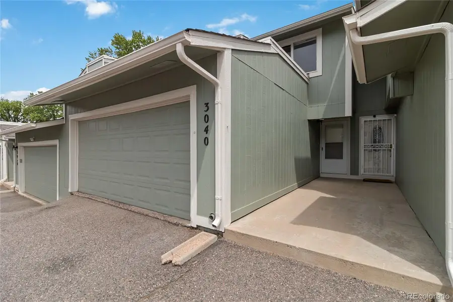 3040 S Macon Circle, Aurora, CO 80014 - #3