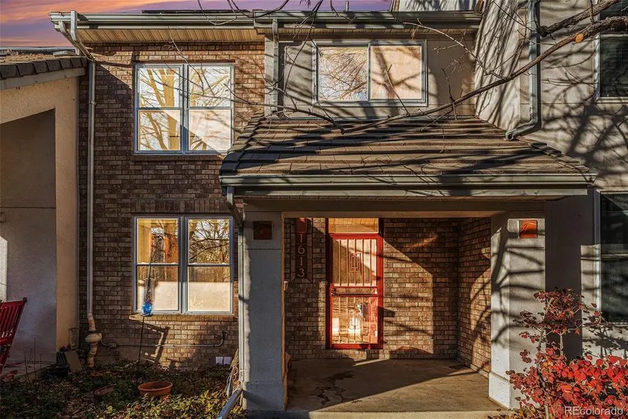 1613 W Canal Court, Littleton, CO 80120 - Image #2