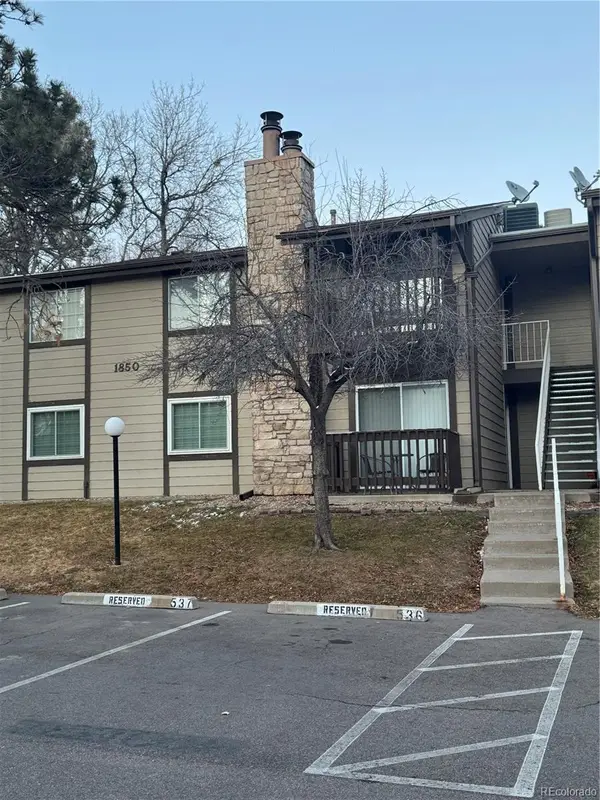 1850 S Pitkin Circle #B, Aurora, CO 80017