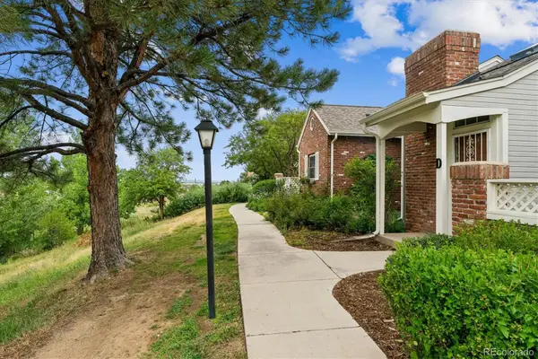 2910 W Long Circle #D, Littleton, CO 80120