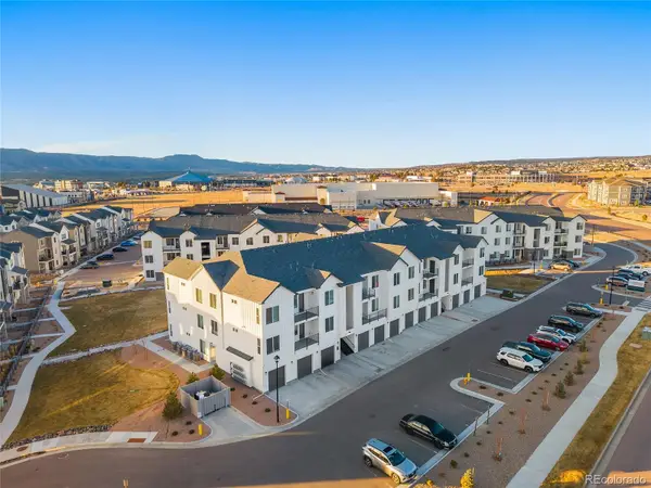 2232 Arikaree Heights #303, Colorado Springs, CO 80908