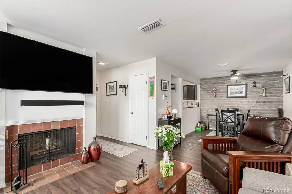 2330 E Fremont Avenue #D19, Littleton, CO 80122 - Image #1