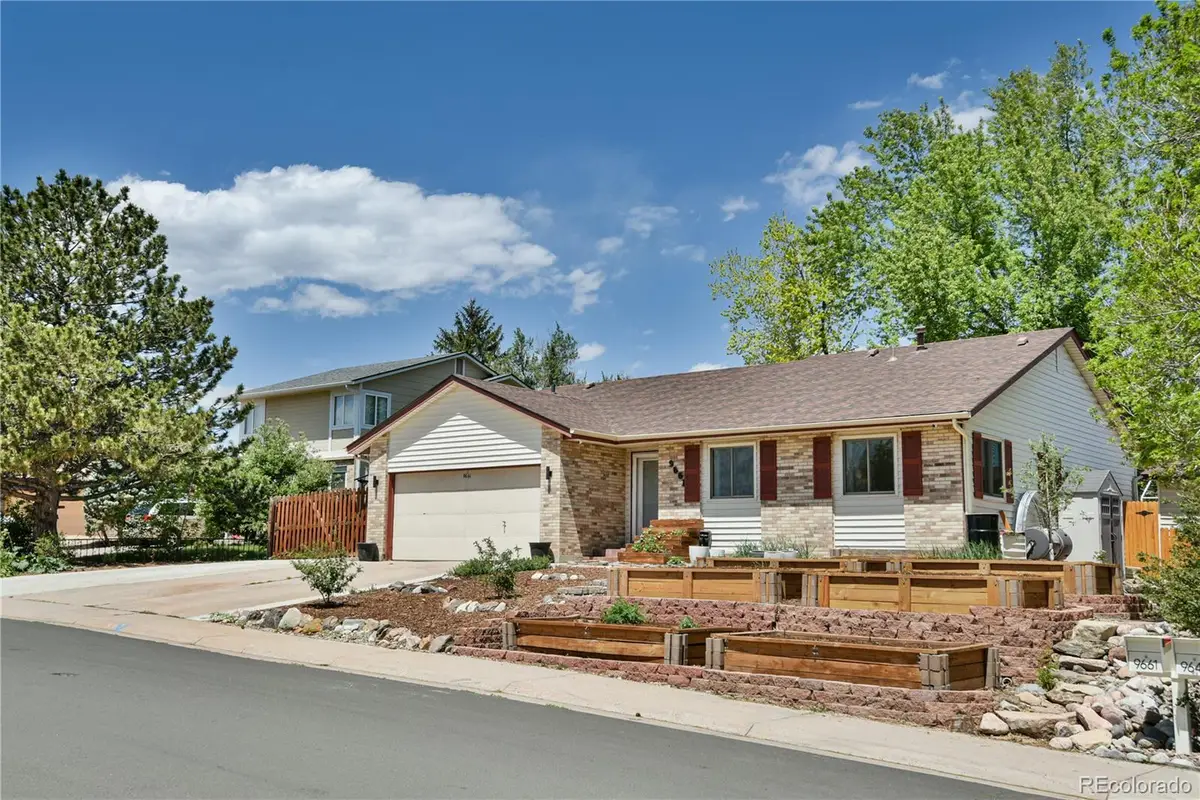 9661 W Dumbarton Place, Littleton, CO 80123 - #1