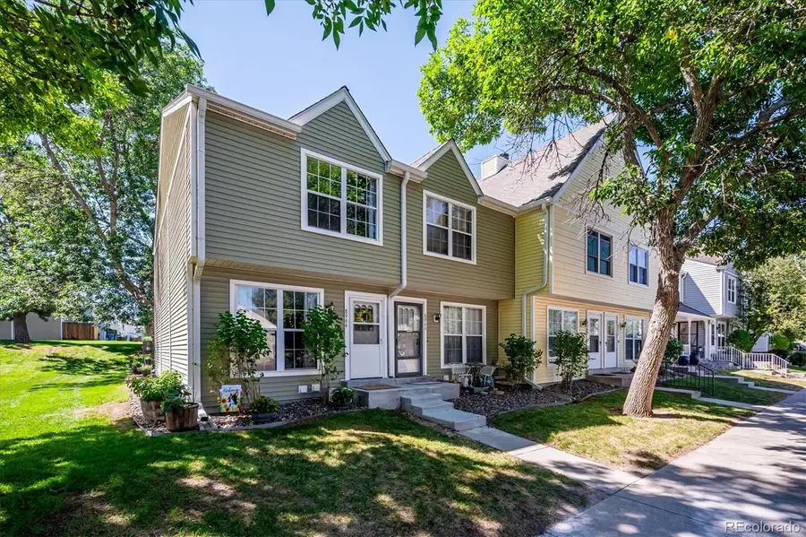 8964 W Dartmouth Place, Denver, CO 80227 - #2