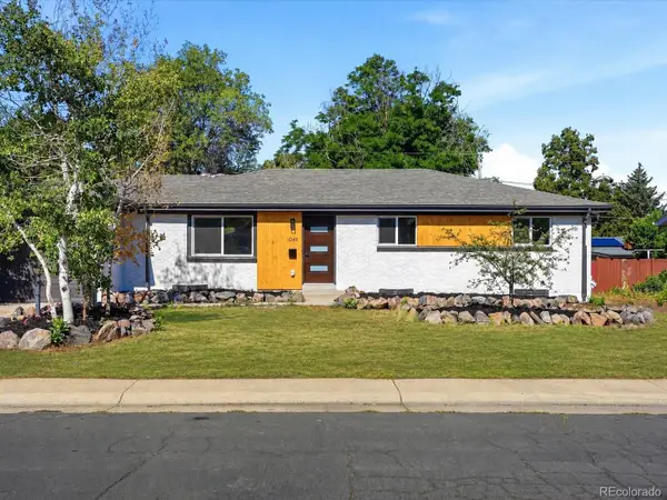1049 Jamaica Court, Aurora, CO 80010