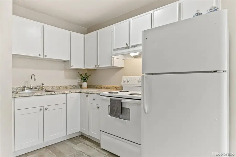 560 Dayton Street, Aurora, CO 80010 - #3