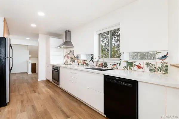 1150 W Stanford Drive, Englewood, CO 80110