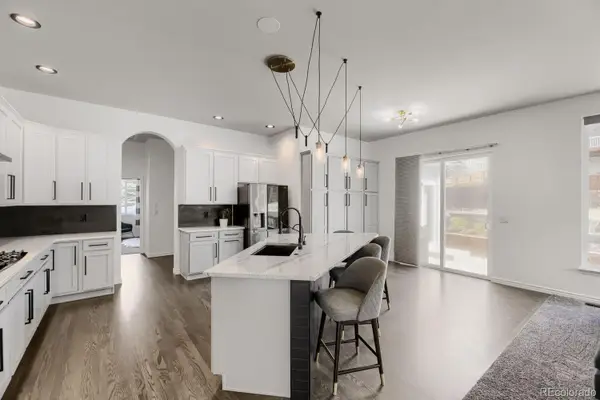 1872 Graphite Court, Castle Rock, CO 80108