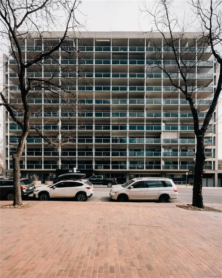 888 N Logan Street #2G, Denver, CO 80203 - #3
