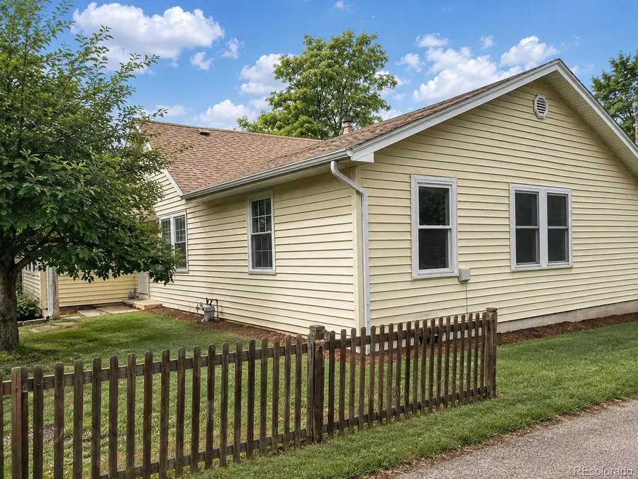 561 W Tufts Avenue, Englewood, CO 80110 - #2