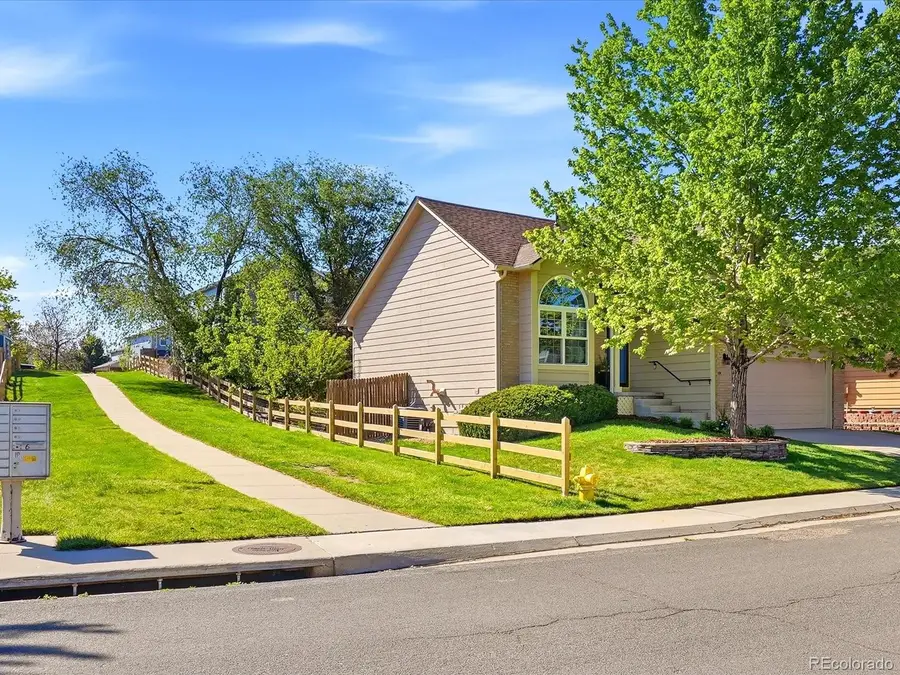 5452 S Valdai Way, Aurora, CO 80015 - #2