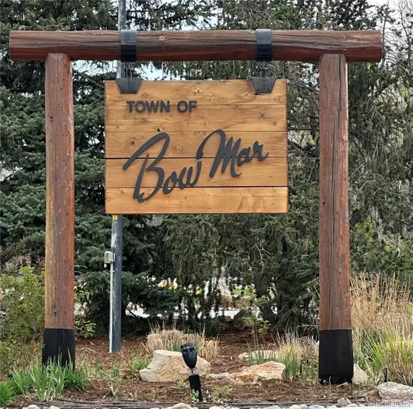 5000 Juniper Street, Bow Mar, CO 80123