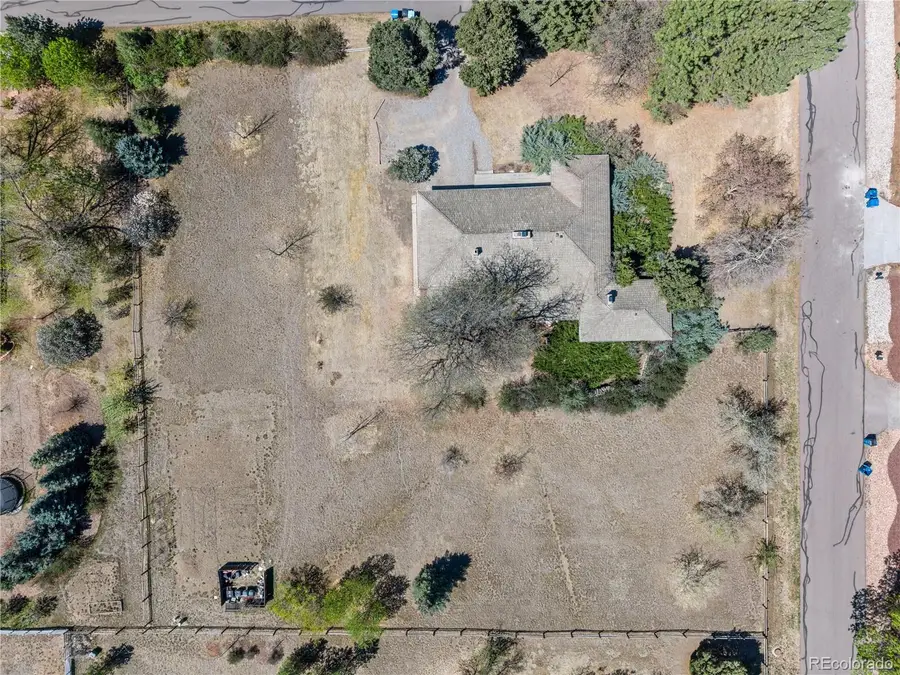 5000 Juniper Street, Bow Mar, CO 80123 - #2