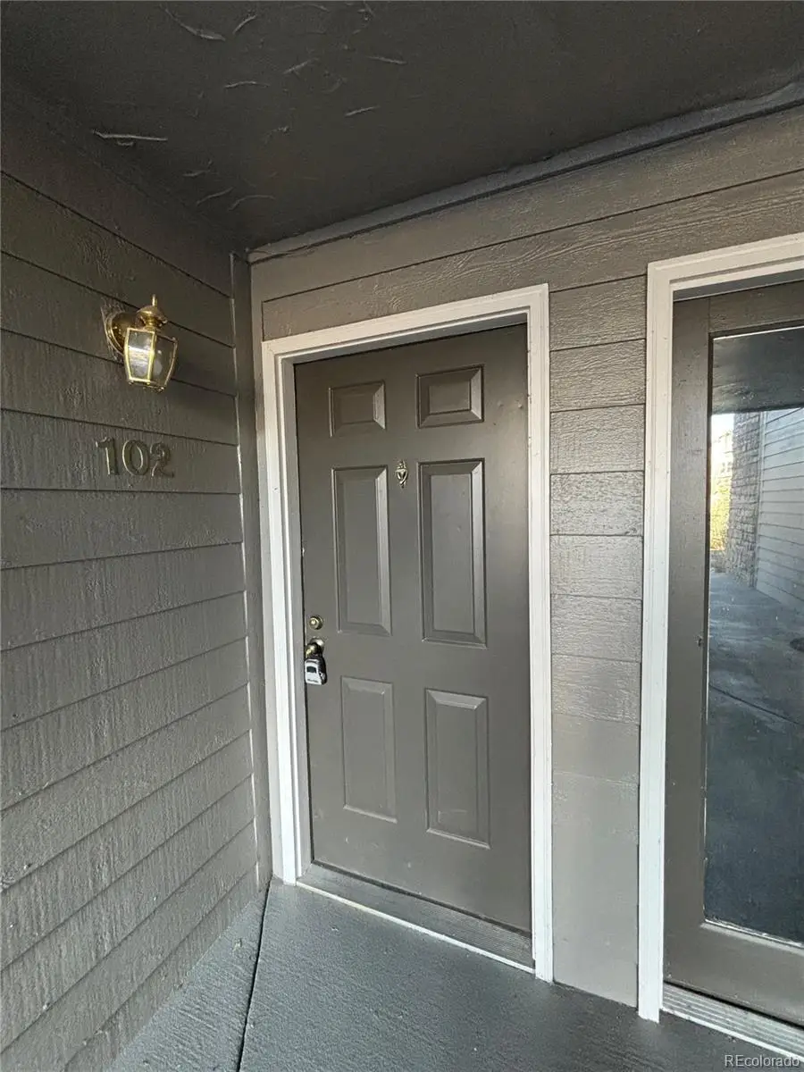 2575 S Syracuse Way #J102, Denver, CO 80231 - #2