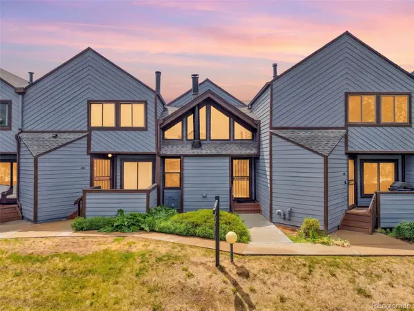 8921 W Yale Avenue, Lakewood, CO 80227