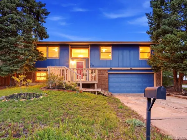 907 S Salida Street, Aurora, CO 80017