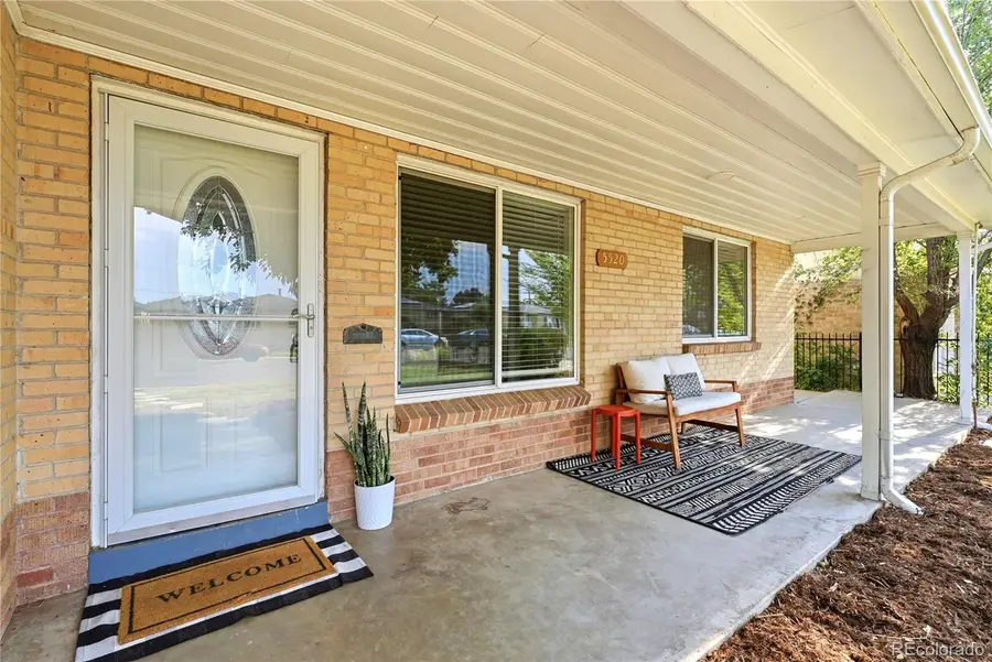 5520 E Thrill Place, Denver, CO 80207 - #2