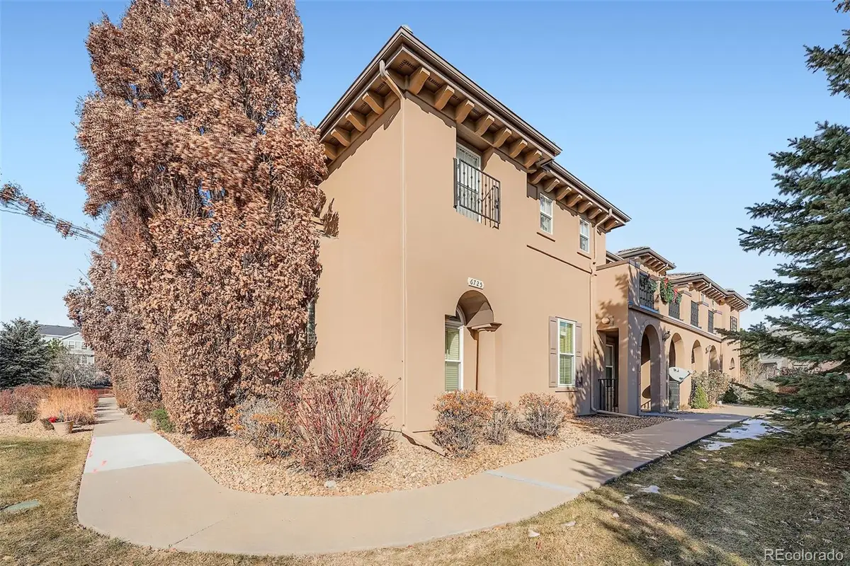 6725 S Versailles Way #103, Aurora, CO 80016 - Image #1